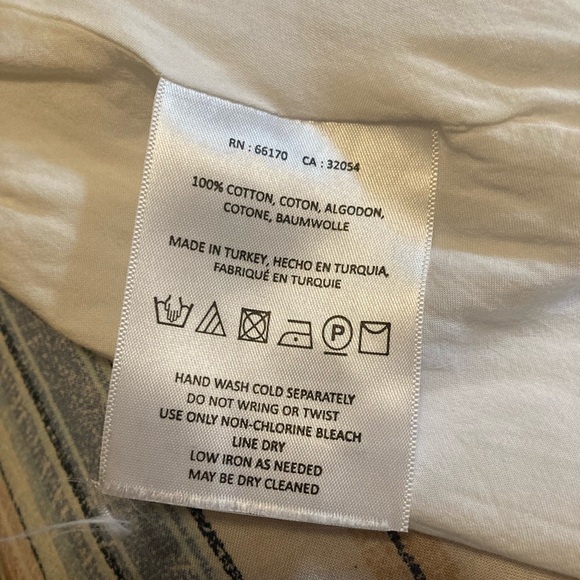 HD in Paris One-Shoulder White, Green, and Red Dress - Picture 6 of 7